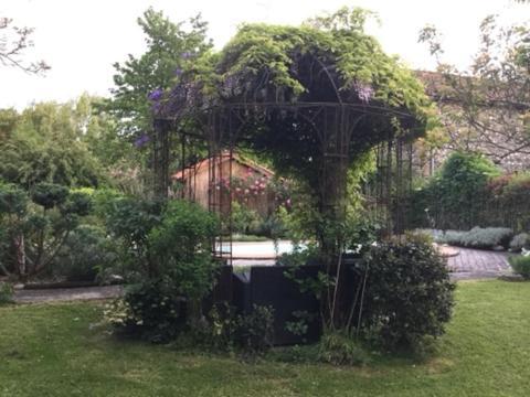 مبيت وإفطار Villeneuve-de-Rivière Loft Atypique المظهر الخارجي الصورة